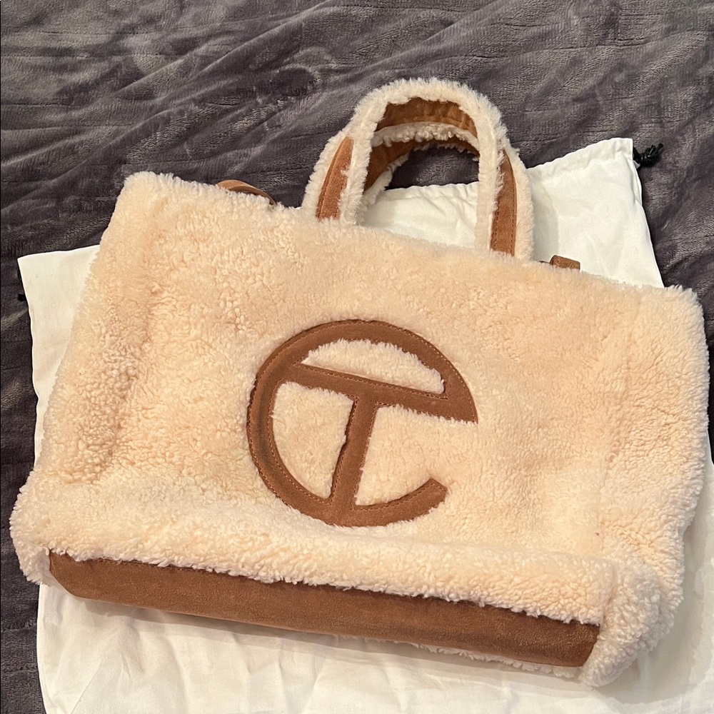 Telfar X Ugg Medium Reverse Shopper Shearling Tot… - image 1
